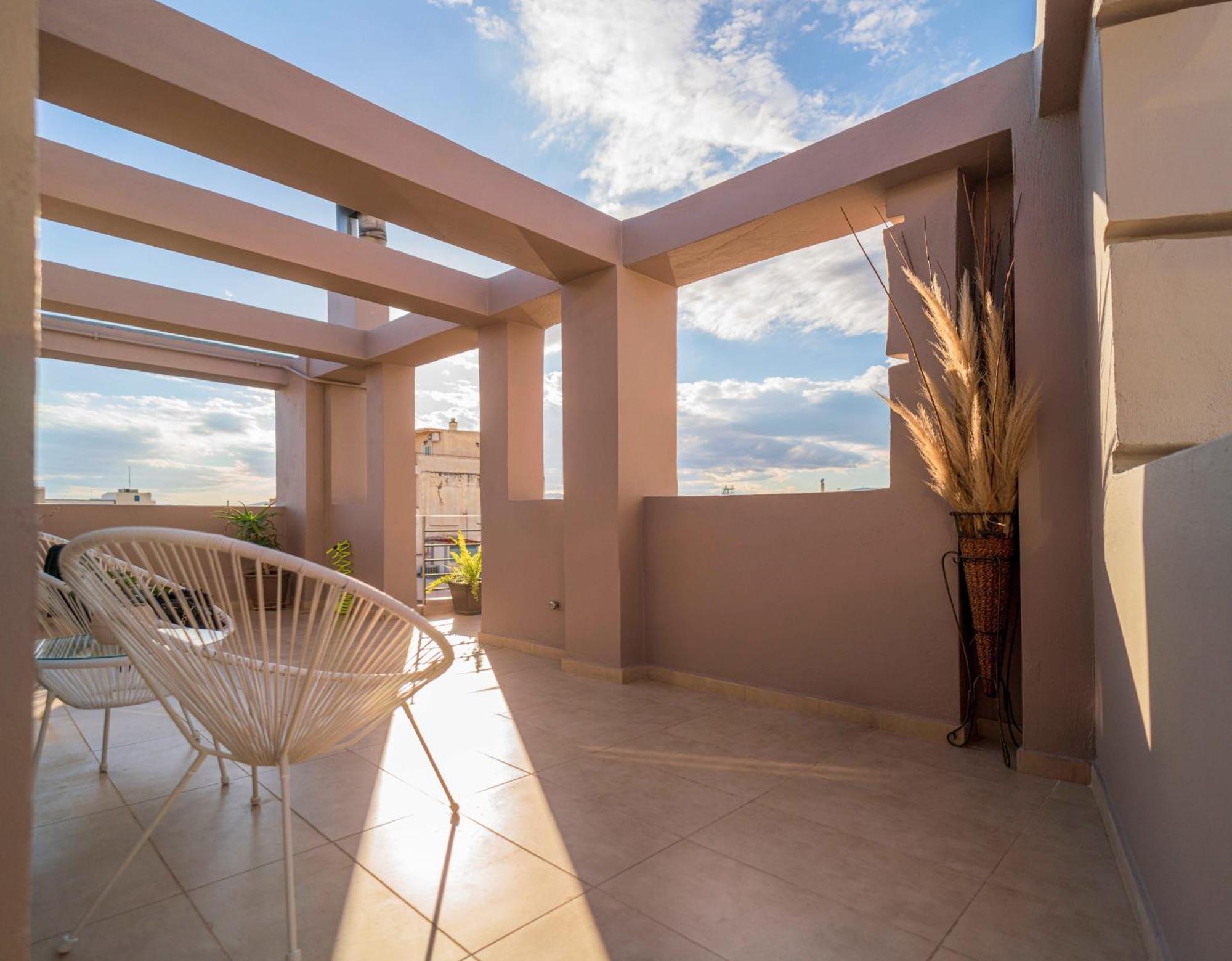 Acropolis Panorama Penthouse - Cozy Nest Apartment